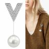 Creative Brooch, European And American Fashion Simple Diamond V-Shaped Pearl Pin Pin, Suit Brooch
