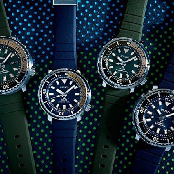 Seiko Analog Analog (Model SRPF83K1), Green, Wristwatch.