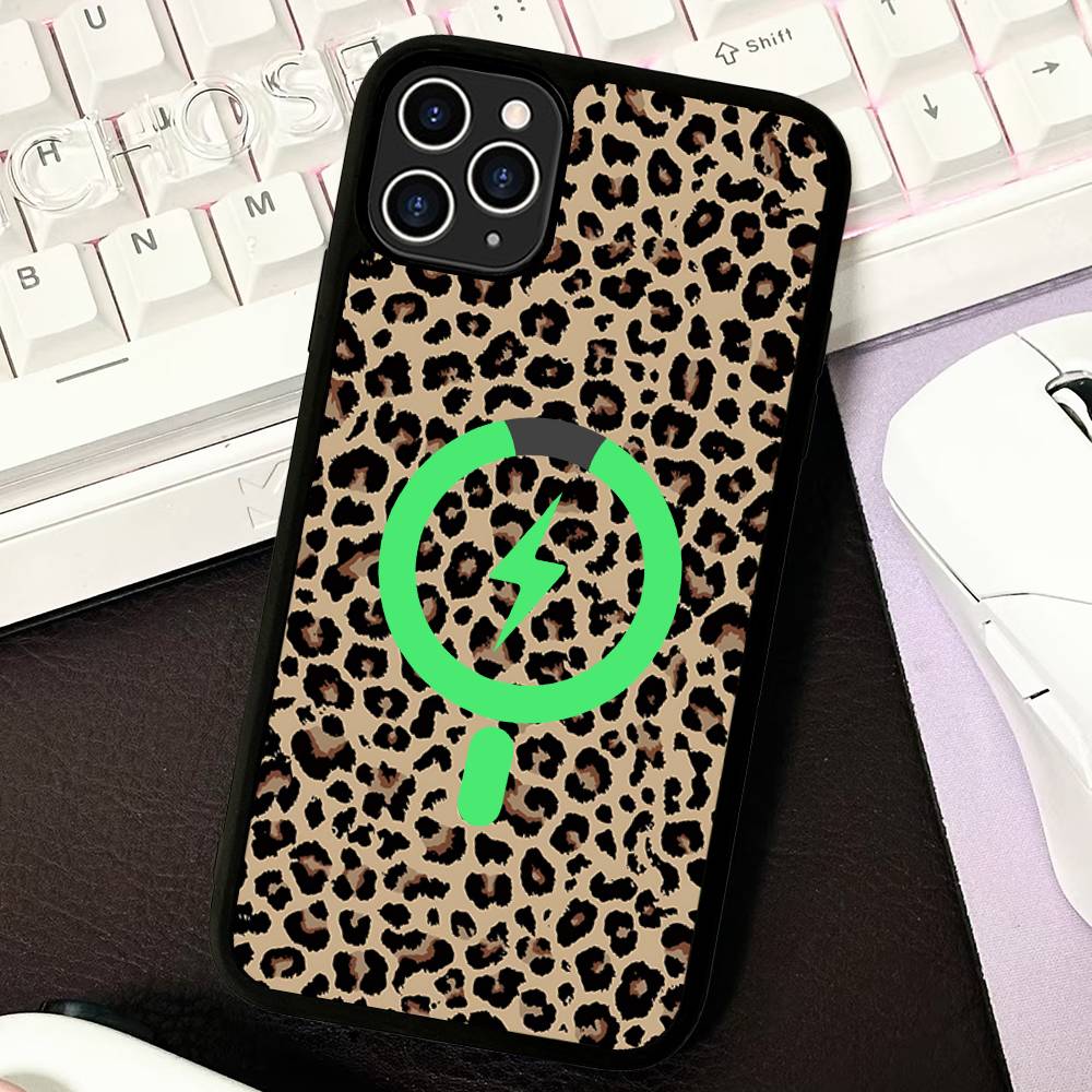 Leopard Cheetah Print Phone Case For IPhone 17 16 Pro Max 15 14 Plus 11 13 12 Shockproof Magnetic For Magsafe Cover