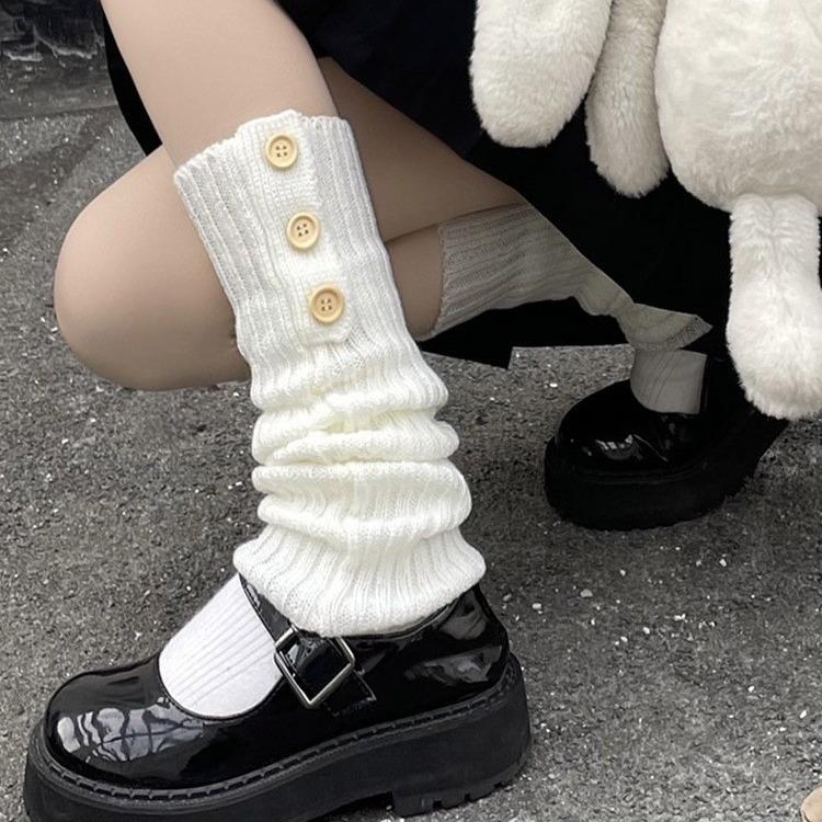 Women Vintage Button Leg Warmers New Autumn Winter Knitted Socks with Yarn White Long Tube Pile Socks JK Keep Warm Leg Warmers