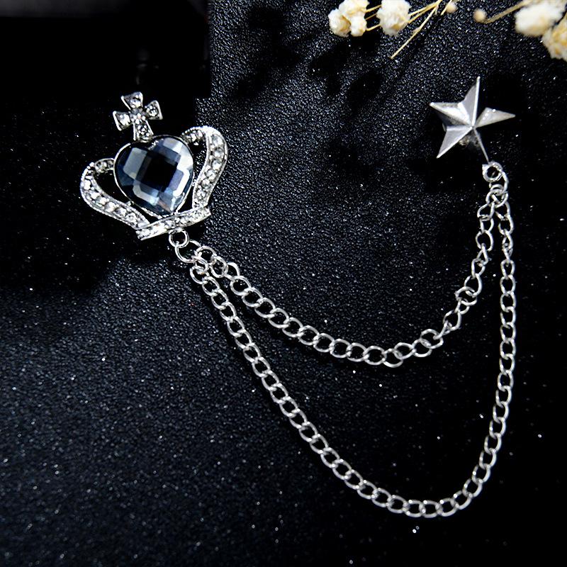 Брошь с драгоценными камнями в стиле ретро в стиле барокко: Роскошный аксессуар для платья в дворцовом стиле