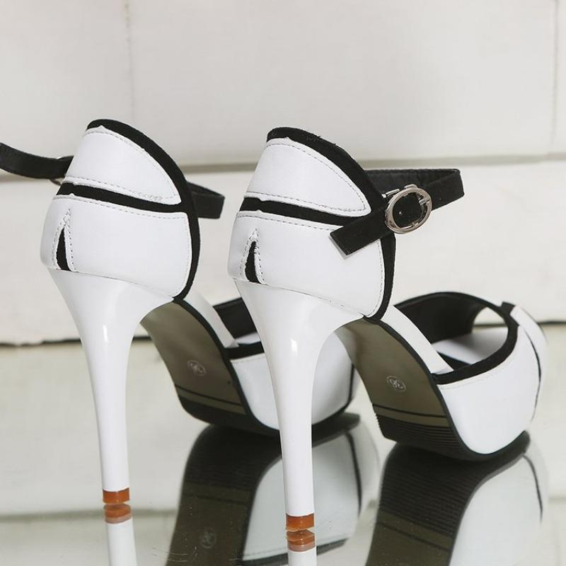 Мода 2024 Лето Новые Босоножки Женские Туфли На Высоком Каблуке для Женщин Модные Квадратные Головы Сексуальные Платья Свадебные Туфли-лодочки Slingback Mujer Zapatillas