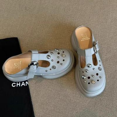 Женская обувь – Сандалии