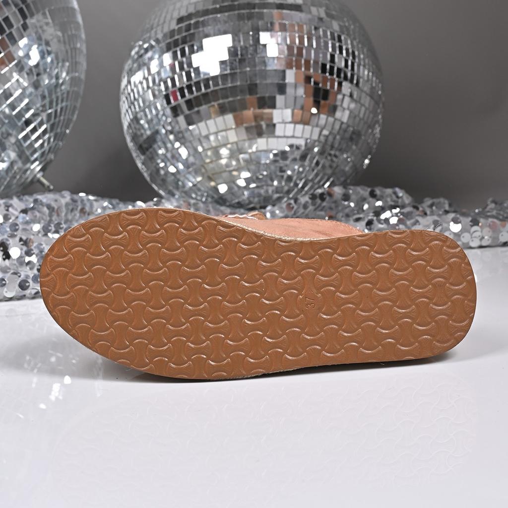 Fashion 2025 New Women Loafers Slip On Ladies Flats Brand Spring Autumn Casual Flat Shoes Leather Cashmere Single Shoes Plus Size 42