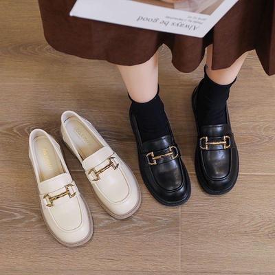 Женские кожаные лоферы весна 2025: Мягкая подошва, универсальные балетки для офиса или повседневной носки