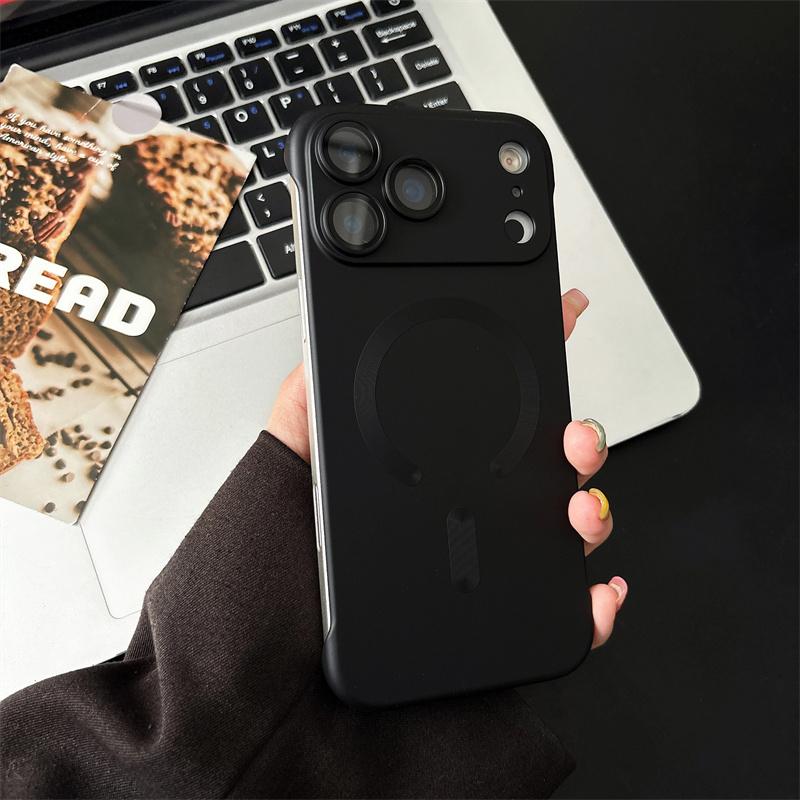 Безрамочный Магнитный Чехол Для iPhone 17 Air 16 15 14 Plus 13 12 11 Pro Max Plus Для Magsafe Защита Камеры Жесткая Задняя Крышка из Поликарбоната
