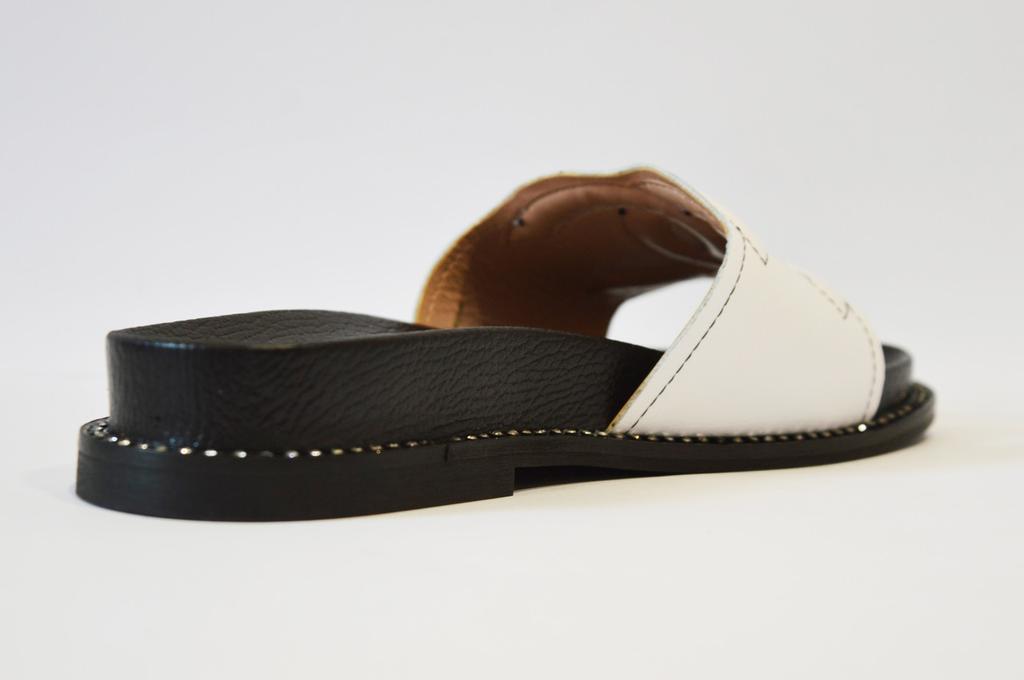 Шлепанцы Evromoda 03219 36 Белые кожа