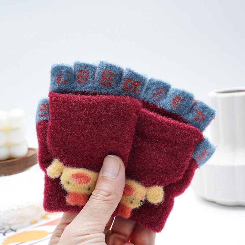 Милые детские перчатки-перевертыши с мультяшным принтом и бархатной подкладкой для тепла и защиты от холода — идеально подходят для письма осенью и зимой