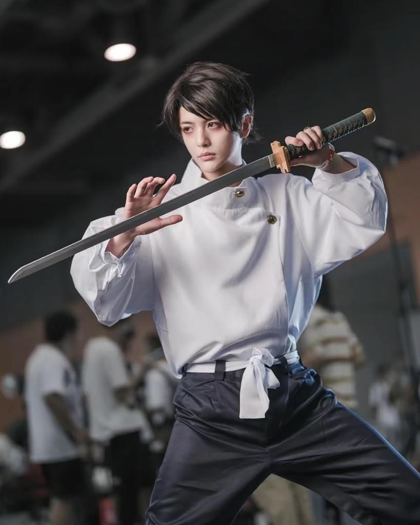 Косплей Оккоцу с париком Специальный костюм для косплея колдуна Дзюдзюцу Кайсен Полный комплект костюмов Взрослый костюм Культурный фестиваль Косплей Оккоцу с Ютой