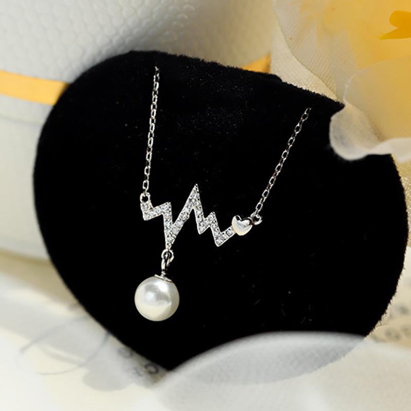 Ожерелье Heartbeat Light Luxury Niche Design Sense Love из нержавеющей стали, цепочка на ключицу, женская цепочка прочности