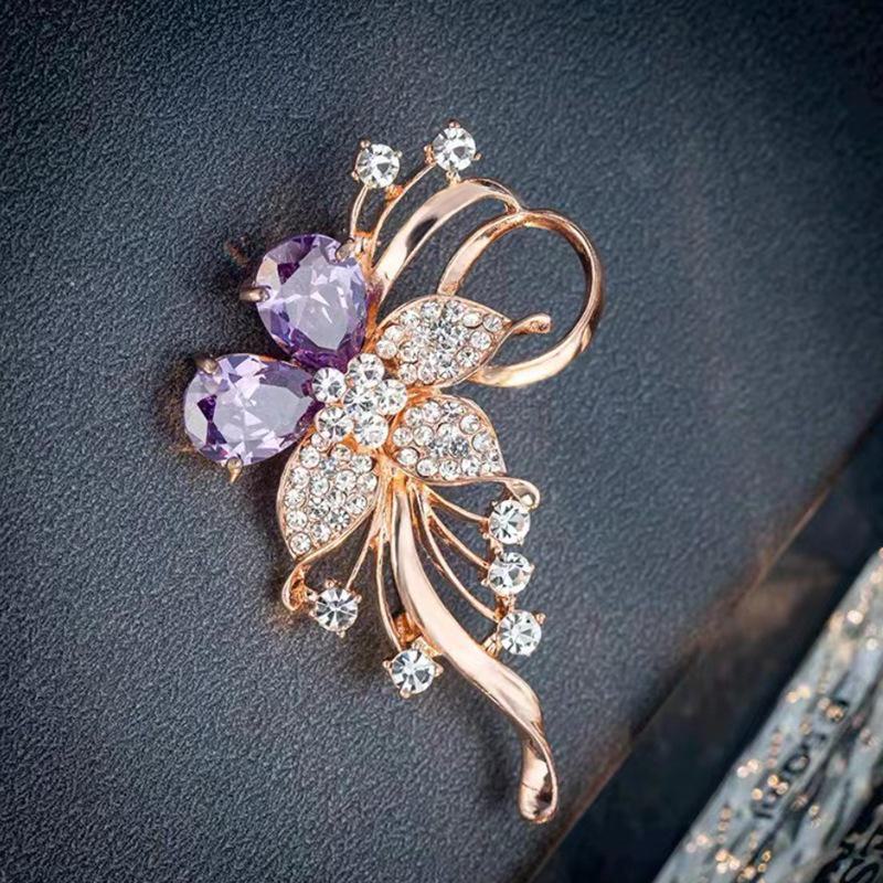 Ретро китайская брошь с кисточкой в виде бабочки и цветка – элегантный аксессуар для чонсама