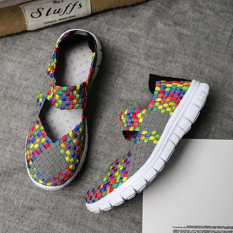 Летние женские модные дышащие повседневные кроссовки для бега, тканые радужные женские спортивные сандалии