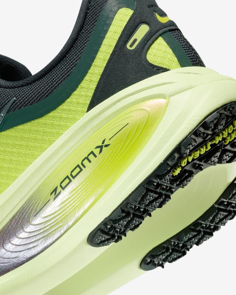HQ7002-300 Nike Vomero 18 GORE-TEX Seaweed Light Liquid Lime Cyber (Женский)