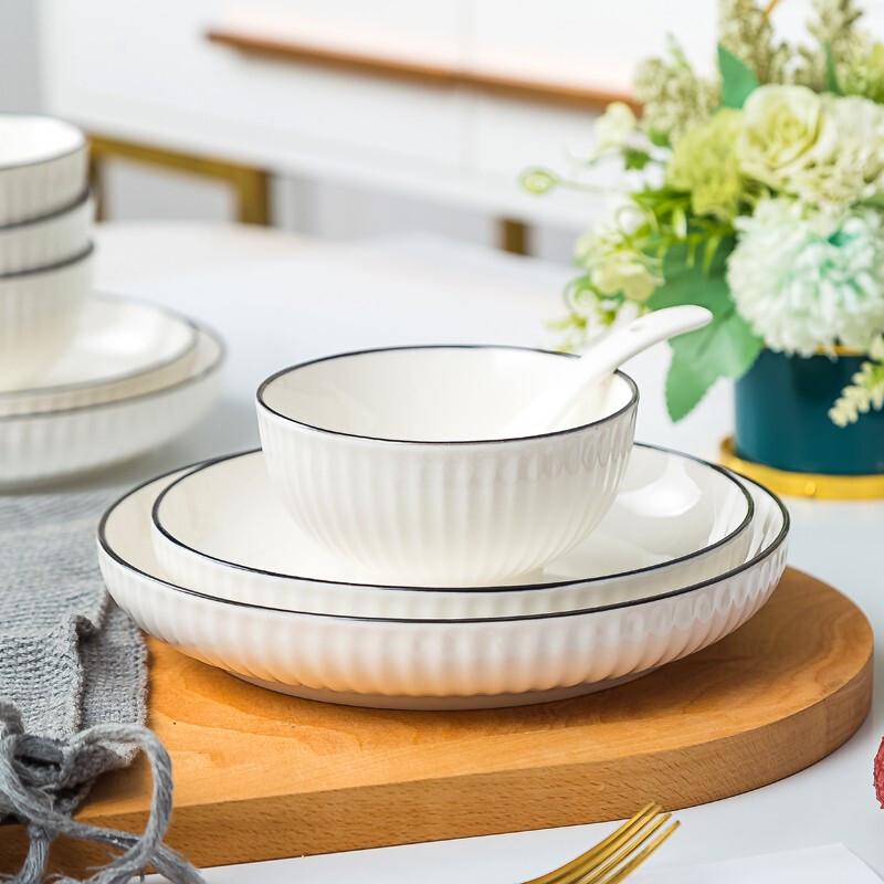 Хао Я Цзиндэчжэнь Подглазурный 45-предметный керамический столовый сервиз