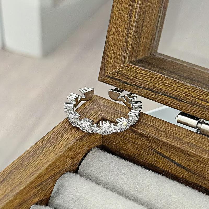 Изысканное Супер Вспышка Ряд Бриллиантов Zir*****Pen Кольцо-Подсветка Роскошная Нишевая Высокий Уровень Моды Кольцо на Указательный Палец для Поездок Персонализированное Кольцо