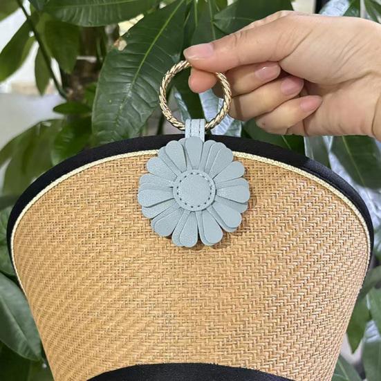 Магнитный зажим для шляпы в виде цветка Свободные руки Сумка Рюкзак Сумка для ручной клади Багаж Подвесной Держатель для кепки из искусственной кожи Необходимые вещи для отпуска и путешествий