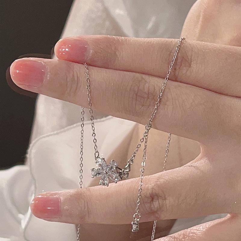 Xiaomi Huitan Exquisite Flower Necklace for Women Inlaid Dazzling Crystal CZ Temperament Sweet Neck Accessories Gift Butterfly Jewelry