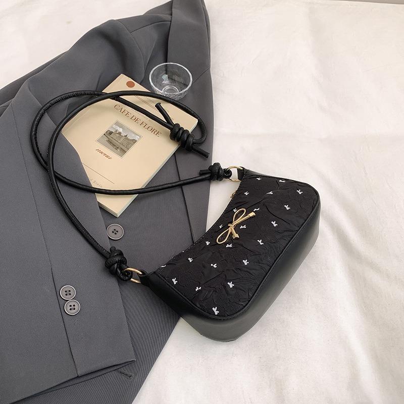 Розовая сумка-полумесяц с бантом, женская летняя новинка, высококлассная, легкая, роскошная, нишевая, на плечо, маленькая квадратная сумка