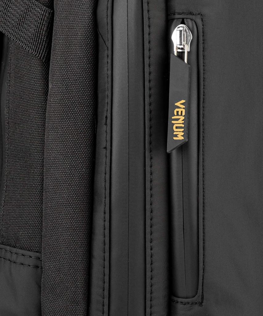 Рюкзак CHALLENGER PRO EVO BACKPACK x [VENUM] (Черное золото)
