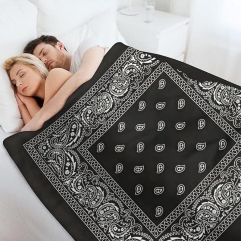 Black Paisley Bandana Flannel Throw Blanket Classic Western Bandana Pattern Soft Cozy Bed Blanket