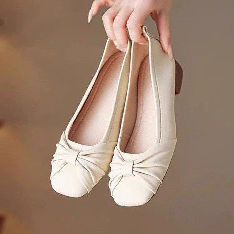 Mary Jane Single Shoes Women's Low-heeled Grandma Shoes, Shallow Mouth and a Sweet Pedal with Skirts, Autumn New Thick-heeled Doudou Shoes