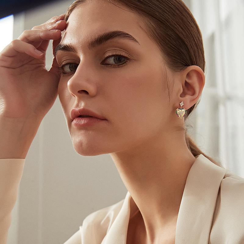 Маленькие серьги золотого цвета в форме сердца с кубическим цирконием CMM в стиле барокко