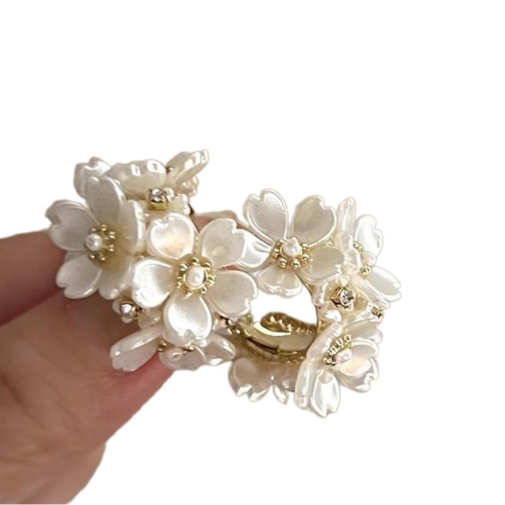 Модные украшения для ушей Милые серьги-пусеты Стильные серьги-пины Красивые серьги-цветы из АБС-пластика Серьги с бисером для уникальных стилей