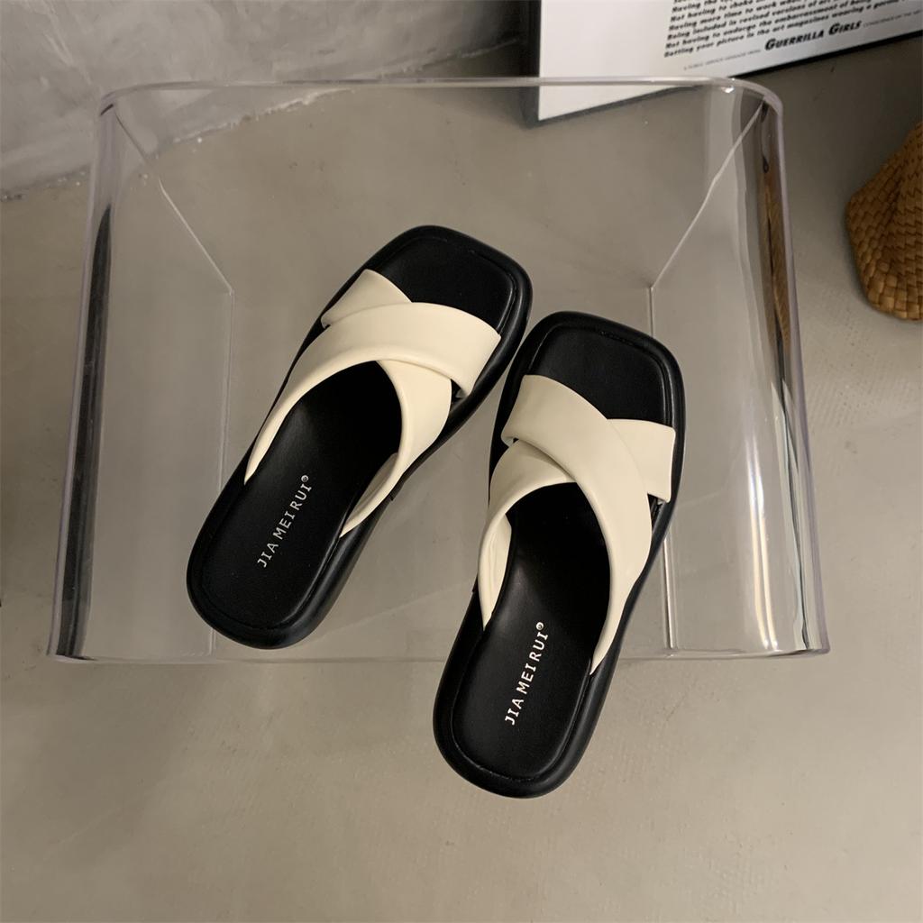 Шлепанцы на толстой подошве, женские летние 2025, новые, модные, суперхит, пляжные, красивые, крутые шлепанцы