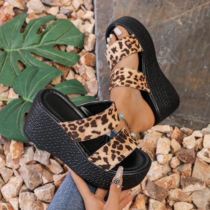 Женские леопардовые тапочки летние туфли на танкетке пляжные тапочки женские модные повседневные босоножки на платформе шлепанцы женские Zapatos De Mujer