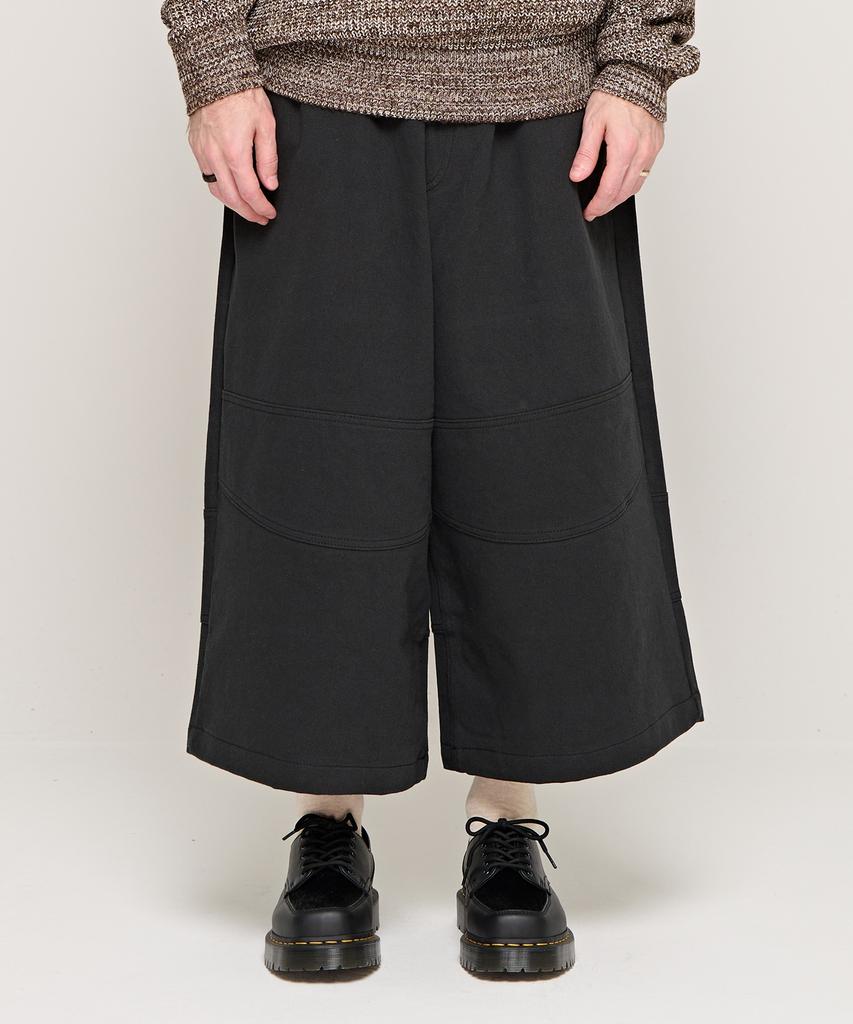 CARGOBROS Cb Crow Wide Crop Pants (Black)