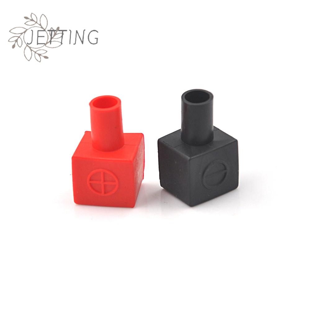 2PCS Universal Red And Black Square Motorcycle Battery Terminals Rubber Covers 13x 4mm