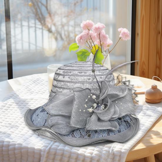 Женская рыбацкая шляпа из органзы с кружевным бантом из искусственного жемчуга, декор из перьев, винтажный королевский стиль, с плоским верхом, защита от УФ-лучей и солнца, кепка для выпускного вечера, вечерние шапки для торжественных случаев