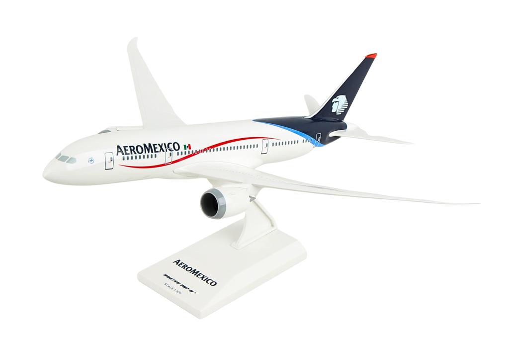 SKY MARKS Aeromexico Готовая модель 1/200 787-8
