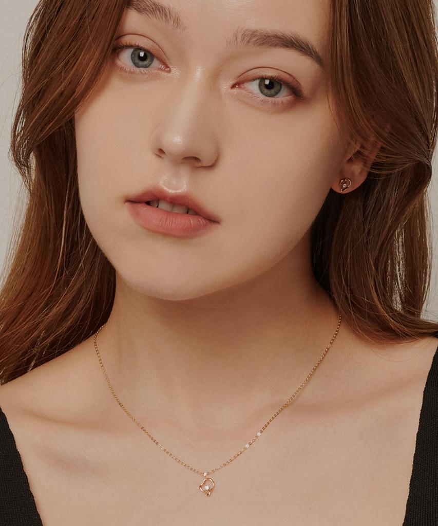 Loveenb [14K Gold] Melting Heart Necklace