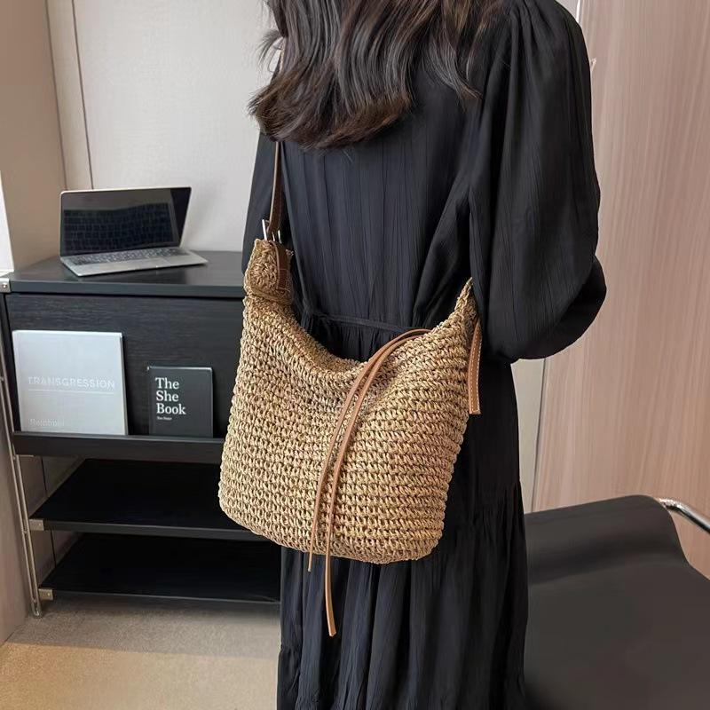 Large Capacity Straw Bag Summer Bucket Hand-woven Tote Luxury Design Women's Handbag Bohemian Style Shoulder Crossbody Bags
