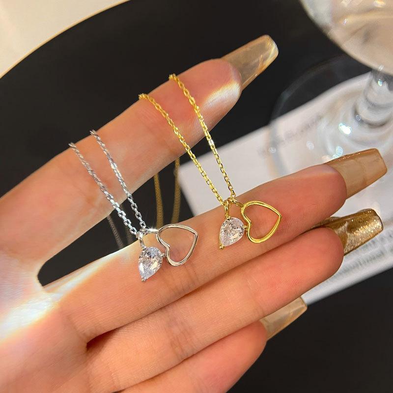 Ожерелье Hollow Love из циркона с милым темпераментом и девичьей цепочкой на ключицу, легкое роскошное ожерелье для женщин