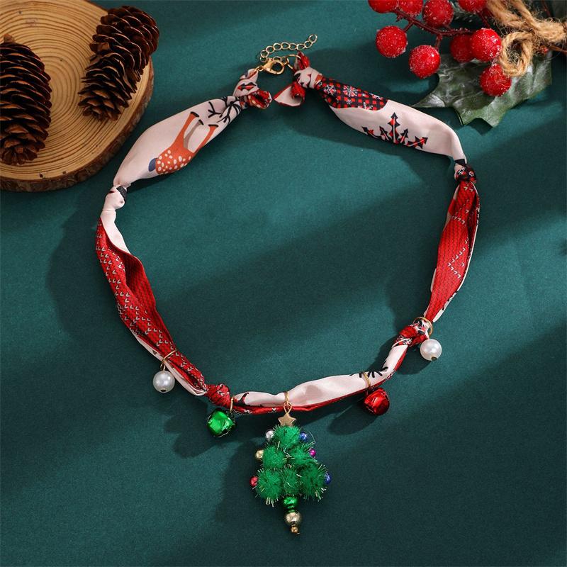 Elegant Christmas Santa Elk Silk Scarf Pendant Necklace for Women Colorfulr Tee Bow Snowman Necklace Party Jewelry Accessories