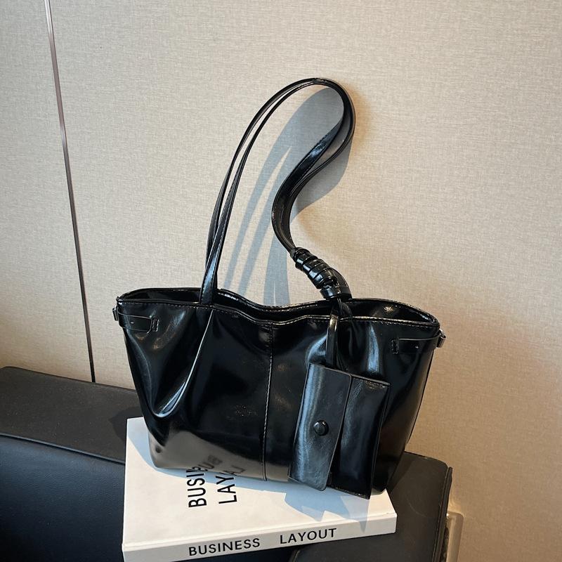 Korean Niche Retro Tote Bag New Large-capacity Lazy Style Underarm Shoulder Bag Casual Versatile Handbag Tide