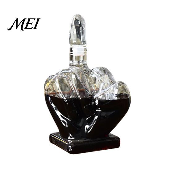 Party Drinkware Essentials Middle Finger Whiskey Decanter, 1000ml Glass Fist Dispenser with Stopper, Father's Day Present Unique Hand Shape