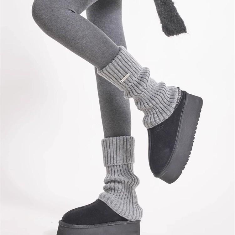 Универсальные вязаные гетры с металлическим логотипом - Толстые, теплые, стройнящие носки для осени и зимы