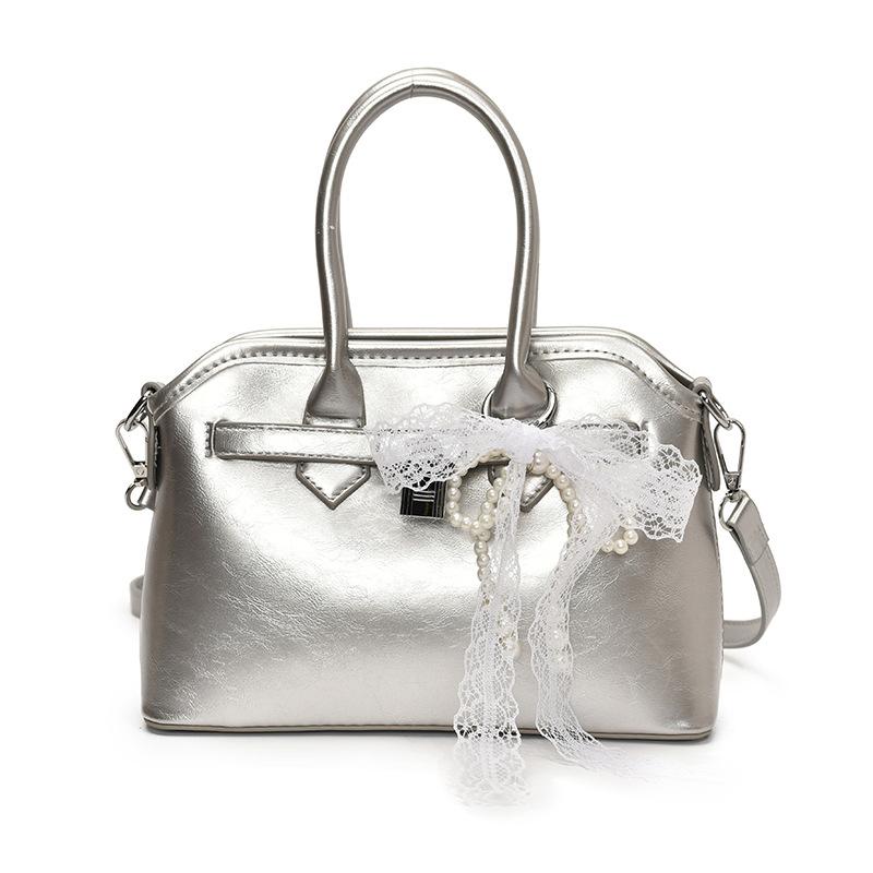 Super Fire Small Bag Women's Spring and Summer 2025 New Versatile Shoulder Messenger Bag Casual Niche Design Portable Leisure Bag