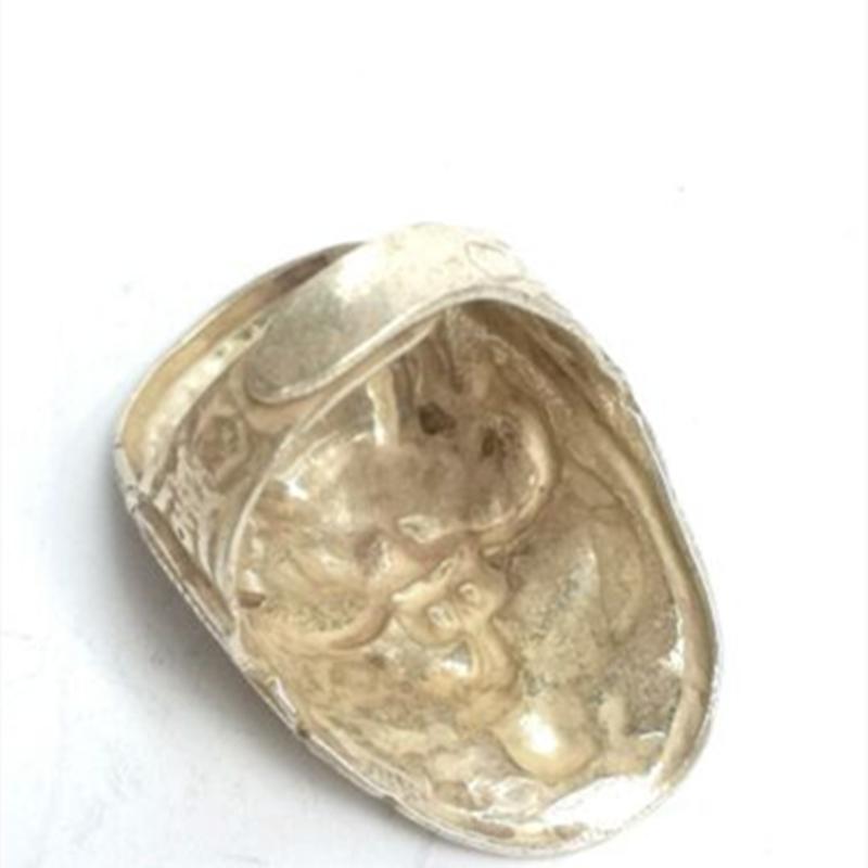 Chinese Tibet Silver Handmade Dragon Statue Ring Old Ornament Gift Collection