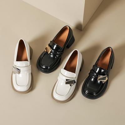 Туфли лоферы женские 2025 весна новая кожа британский стиль толстый каблук маленькие кожаные туфли