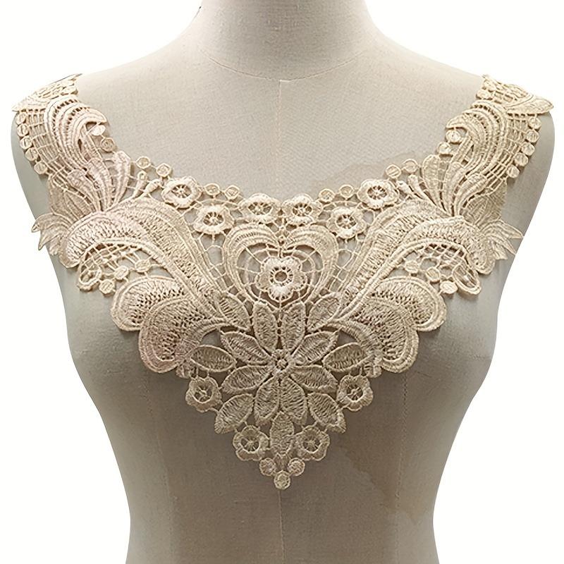 Embroidered Lace Fake Collars, Floral Hollow-Out Chest Flower Collars, Solid Color Clothing Accessories, Black & White