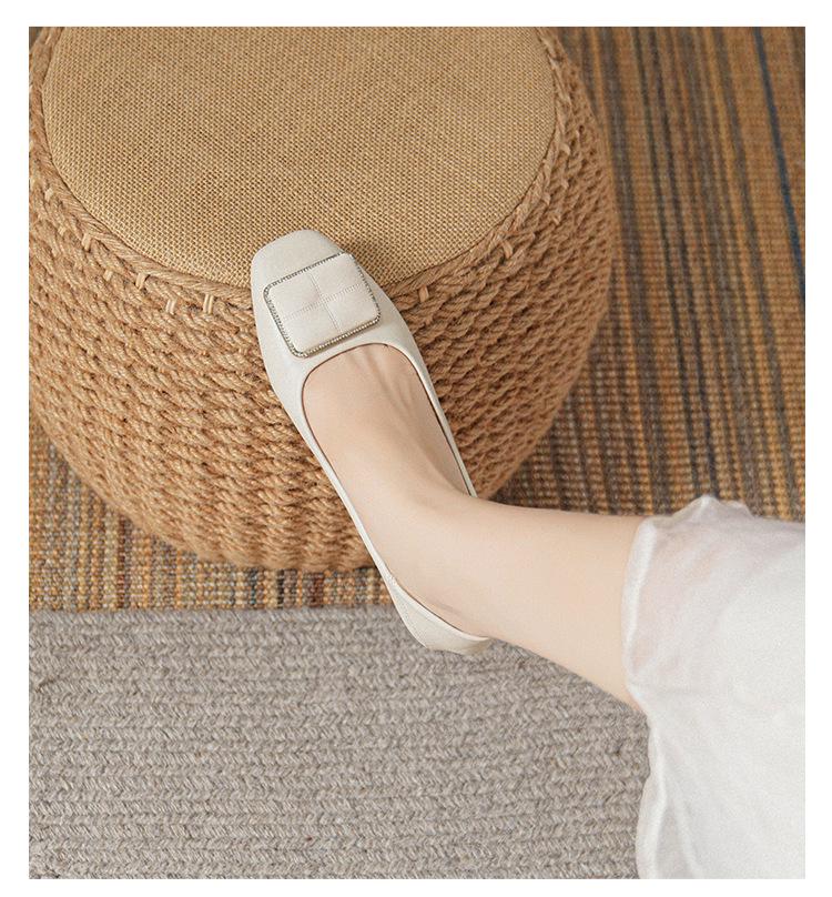 Женские балетки из натуральной кожи, весна 2025: Низкий вырез, Универсальный массивный каблук, Большие размеры 41-43, Идеально для летней работы.