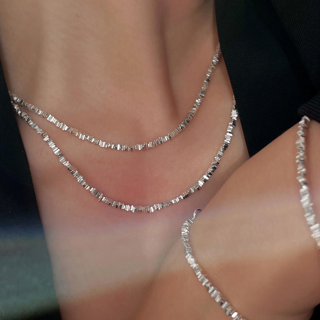 Necklace Simple and Fashionable Versatile Collarbone Chain for Girlfriend and Girlfriend Jewelry Gifts