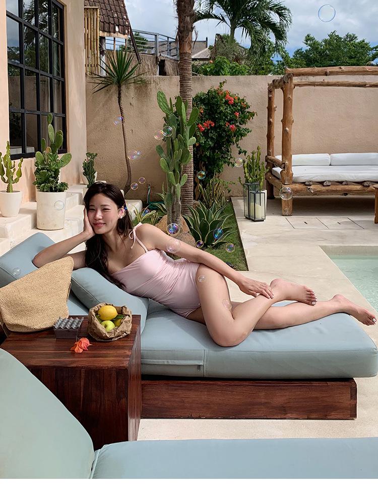 Вдохновленный корейским стилем однотонный комплект бикини и накидка: Шикарный, Стройнящий и Стильный Купальник для Женщин