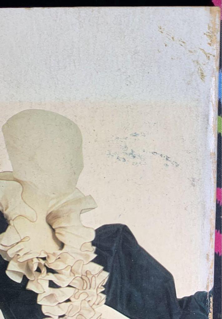 [Б/У] Ив Сен-Лоран Книги о моде Иностранные книги Мода