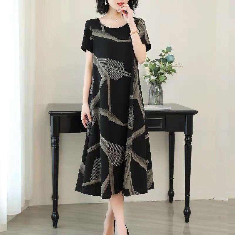 Plus-Size Loose Summer Dress, Age-Defying Medium-Long Casual Skirt