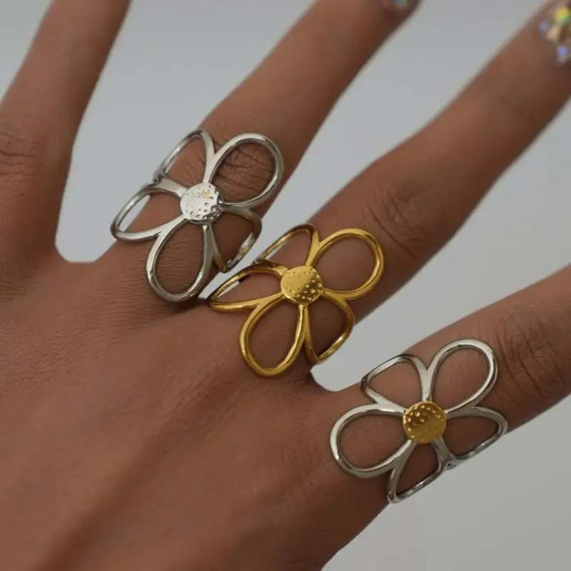 Stainless Steel Hollow Daisy Flower Rings for Women Simple Gold Copper Color Open Ring Anti Allergic Rust Proof Stylish Zircon